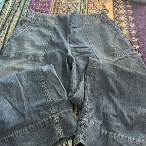 We the Free pull on denim pants size large